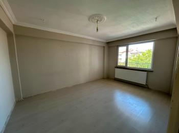 *AFYON ÜÇOK EMLAKTAN ATAKÖY MAH 2+1 100M² TEMİZ BAKIMLI KİRALIK DAİRE *