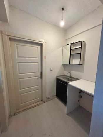 *AFYON ÜÇOK EMLAKTAN ATAKÖY MAH 2+1 100M² TEMİZ BAKIMLI KİRALIK DAİRE *