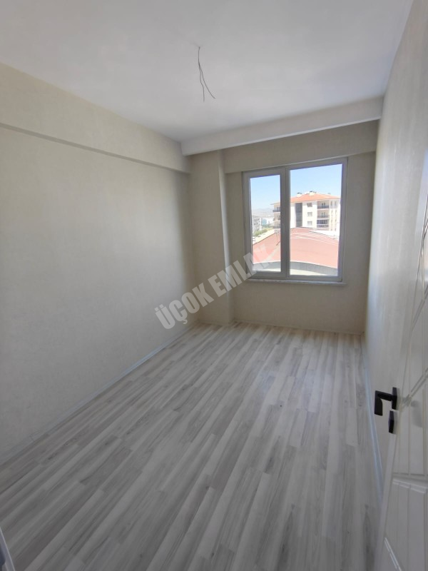 * AFYON ÜÇOK EMLAKTAN ERKMEN CUMHURİYET MAH 4+1 160M² HAVUZLU LÜKS SATILIK DAİRE *