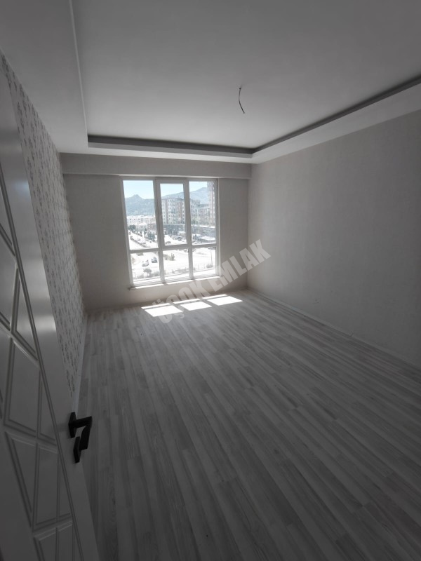 * AFYON ÜÇOK EMLAKTAN ERKMEN CUMHURİYET MAH 4+1 160M² HAVUZLU LÜKS SATILIK DAİRE *