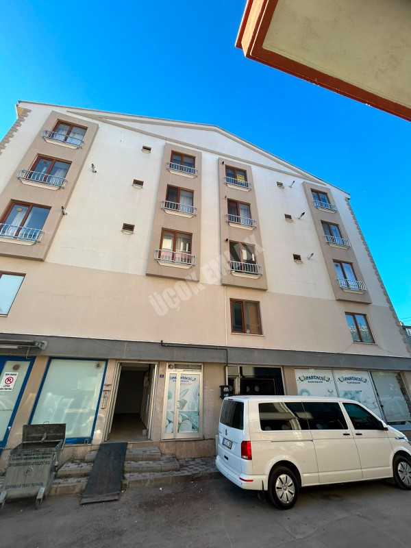 AFYON ÜÇOK EMLAKTAN OSMANGAZİ  MAH 1+1 50M² FULL EŞYALI TEMİZ BAKIMLI KİRALIK DAİRE 