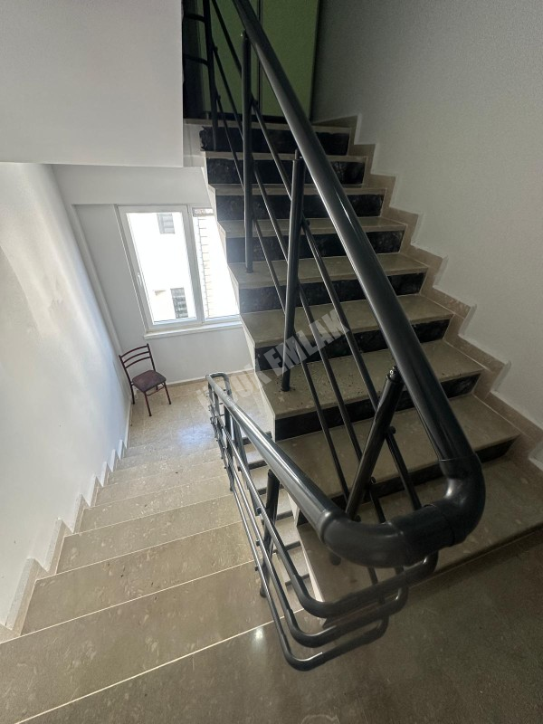 * AFYON ÜÇOK EMLAKTAN MAREŞAL FEVZİ ÇAKMAK MAH 2+1 85M² SIFIR SATILIK DAİRE *
