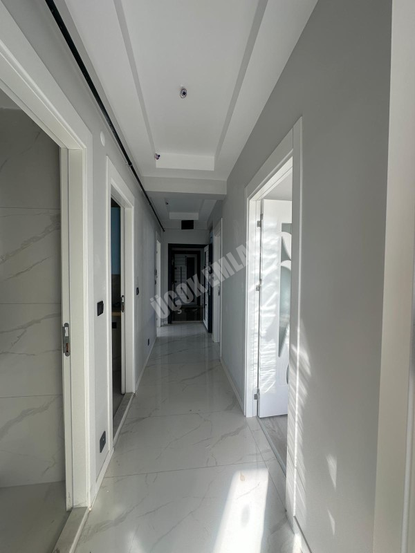 * AFYON ÜÇOK EMLAKTAN MAREŞAL FEVZİ ÇAKMAK MAH 2+1 85M² SIFIR SATILIK DAİRE *