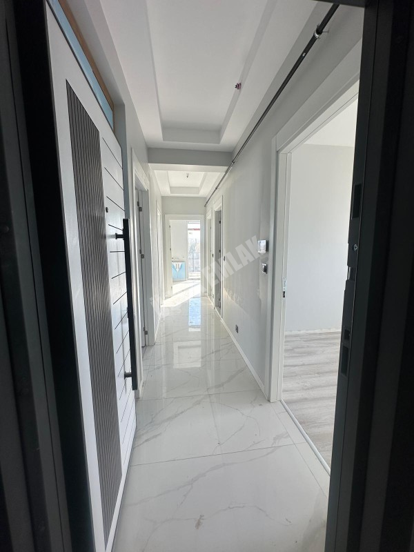 * AFYON ÜÇOK EMLAKTAN MAREŞAL FEVZİ ÇAKMAK MAH 2+1 85M² SIFIR SATILIK DAİRE *
