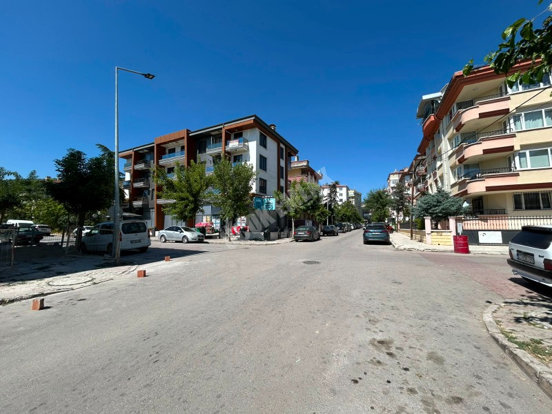 AFYON ÜÇOK EMLAKTAN CUMHURİYET MAH 2+1 60M² SIFIR ARAKAT  YAPIM AŞAMASINDA SATILIK DAİRE 