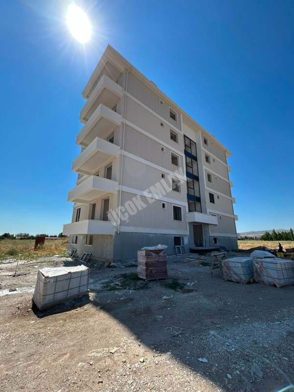 AFYON ÜÇOK EMLAKTAN ALİ İHSAN PAŞA  MAH 3+1 110M² SIFIR İNŞAAT HALİNDE SATILIK DAİRE 