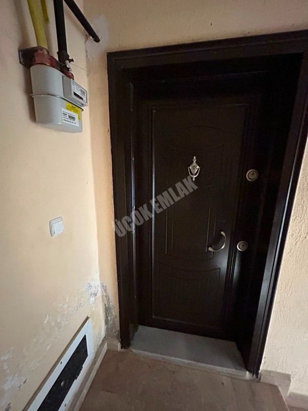 *AFYON ÜÇOK EMLAKTAN ATAKÖY MAH 2+1 100M² TEMİZ BAKIMLI KİRALIK DAİRE *