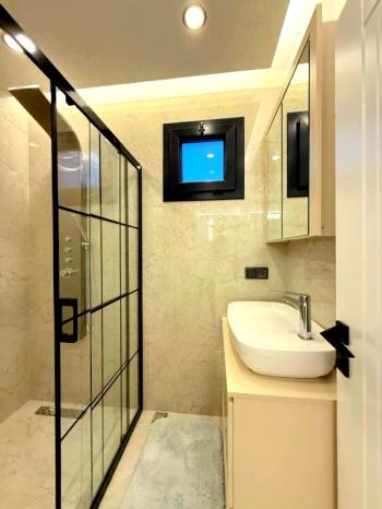 Didim Akbükde Satılık Jakuzili, Hamamlı, Saunalı Tam Müstakil Villa