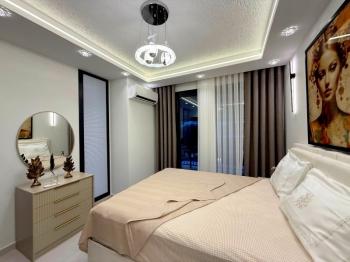 Didim Akbükde Satılık Jakuzili, Hamamlı, Saunalı Tam Müstakil Villa