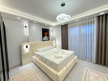 Didim Akbükde Satılık Jakuzili, Hamamlı, Saunalı Tam Müstakil Villa