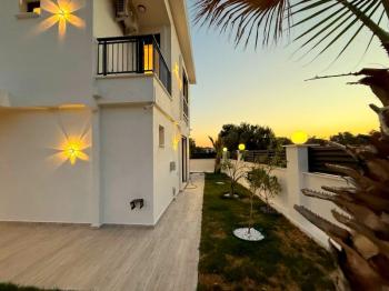 Didim Akbükde Satılık Jakuzili, Hamamlı, Saunalı Tam Müstakil Villa