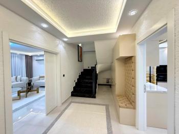 Didim Akbükde Satılık Jakuzili, Hamamlı, Saunalı Tam Müstakil Villa
