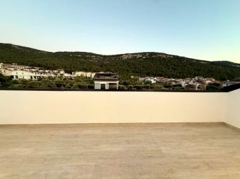 Didim Akbükde Satılık Jakuzili, Hamamlı, Saunalı Tam Müstakil Villa