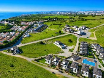 Didim Yeşilkent'te Satılık 5+1 Tripleks Villa | Denize 400 m