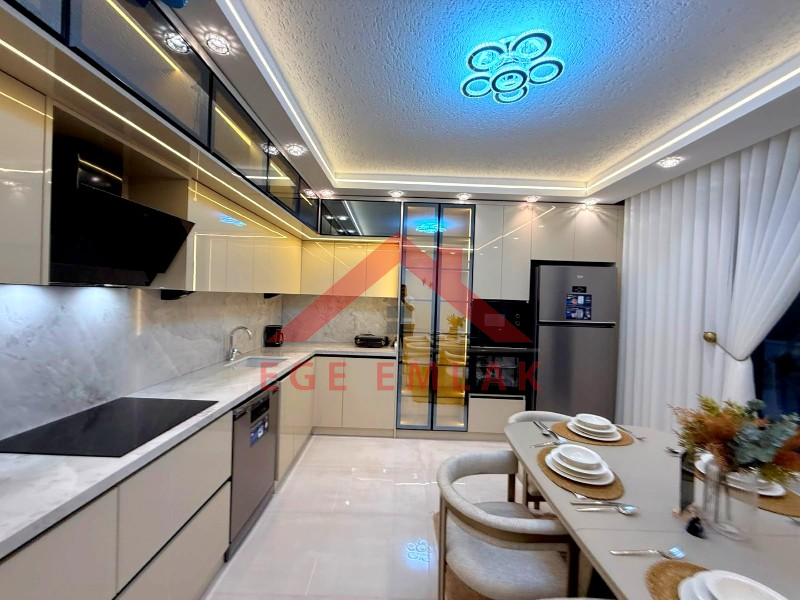 Didim Akbükde Satılık Jakuzili, Hamamlı, Saunalı Tam Müstakil Villa