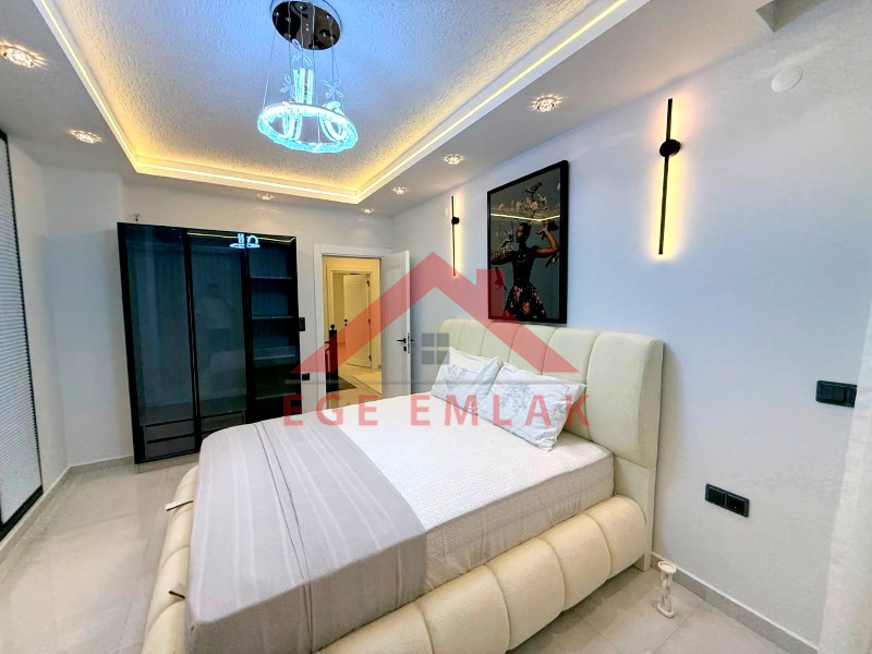 Didim Akbükde Satılık Jakuzili, Hamamlı, Saunalı Tam Müstakil Villa