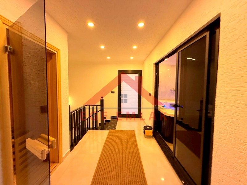 Didim Akbükde Satılık Jakuzili, Hamamlı, Saunalı Tam Müstakil Villa