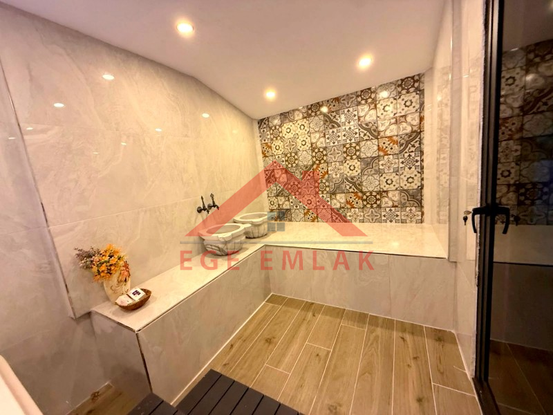 Didim Akbükde Satılık Jakuzili, Hamamlı, Saunalı Tam Müstakil Villa
