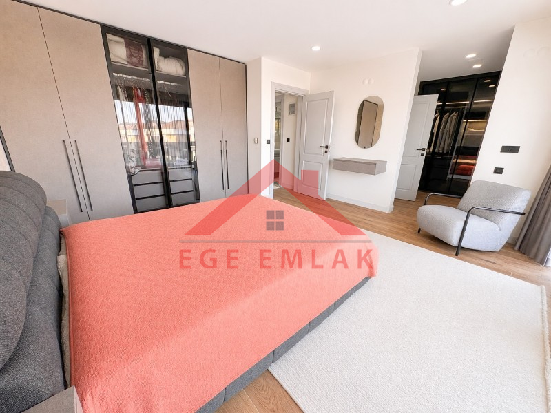 Didim Yeşilkent'te Satılık 5+1 Tripleks Villa | Denize 400 m
