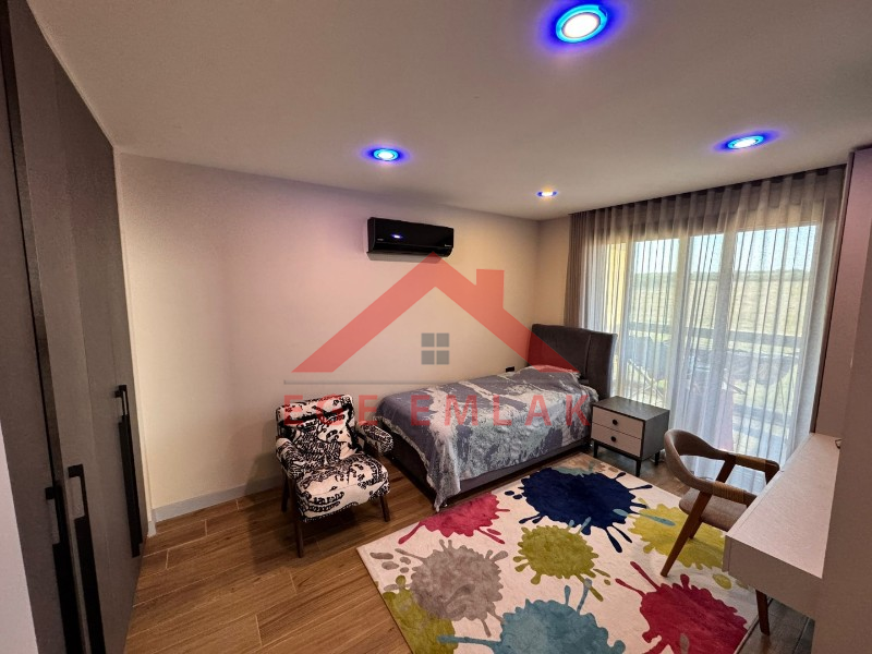 Didim Yeşilkent'te Satılık 5+1 Tripleks Villa | Denize 400 m