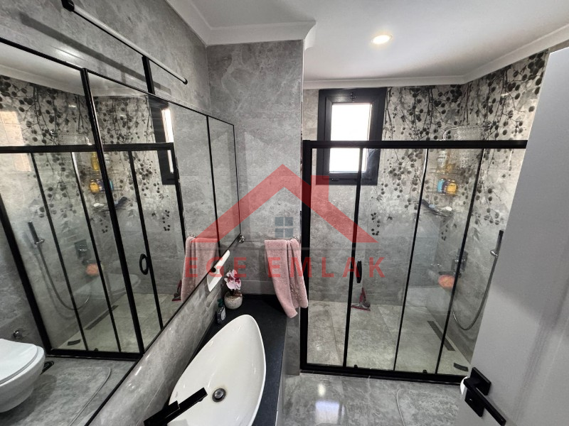 Didim Yeşilkent'te Satılık 5+1 Tripleks Villa | Denize 400 m