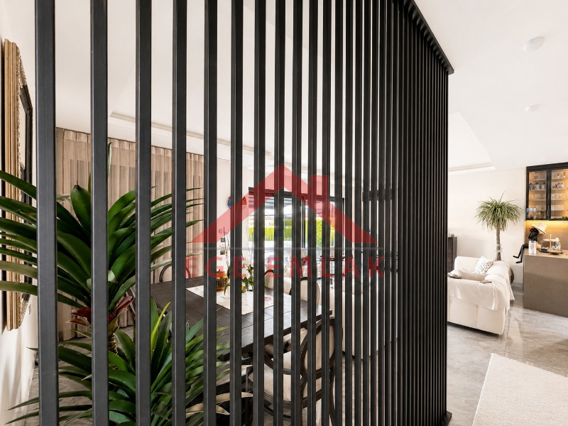Didim Yeşilkent'te Satılık 5+1 Tripleks Villa | Denize 400 m