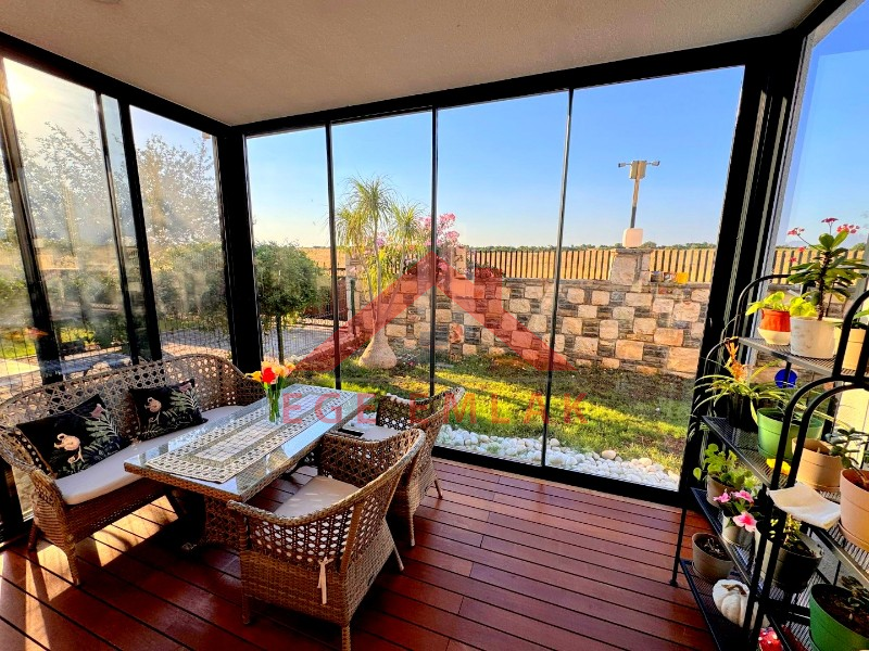 Didim Yeşilkent'te Satılık 5+1 Tripleks Villa | Denize 400 m