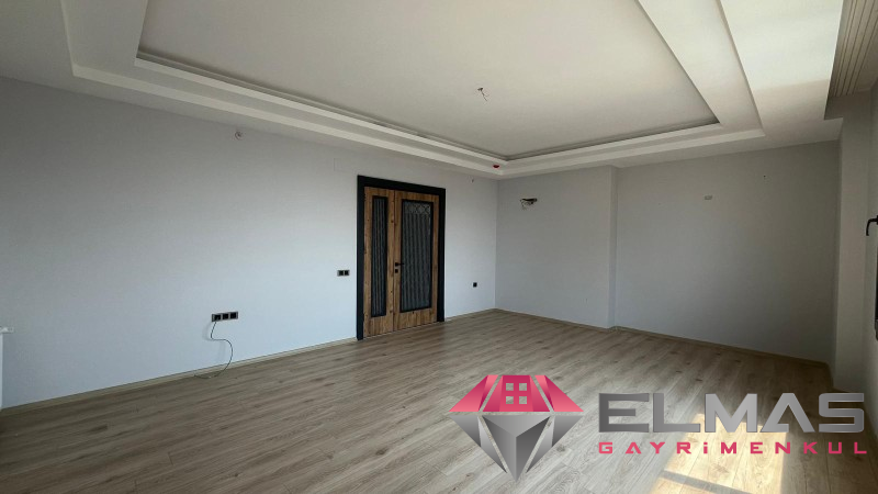 Elmas’tan Akdeniz Mh. Tarzınızla Kaliteyi Birleştiren 4+1
