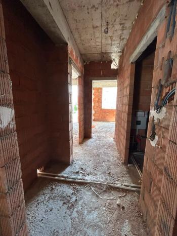 * AFYON ÜÇOK EMLAKTAN DÖRTYOL MAH 1+1 50M² SIFIR ASANSÖRLÜ SATILIK DAİRE * 