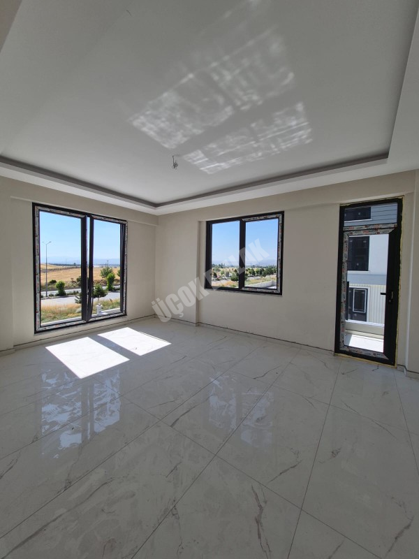 * AFYON ÜÇOK EMLAKTAN ALİ İHSAN PAŞA MAH 3+1 115M² ASANSÖRLÜ SIFIR SATILIK DAİRE * 