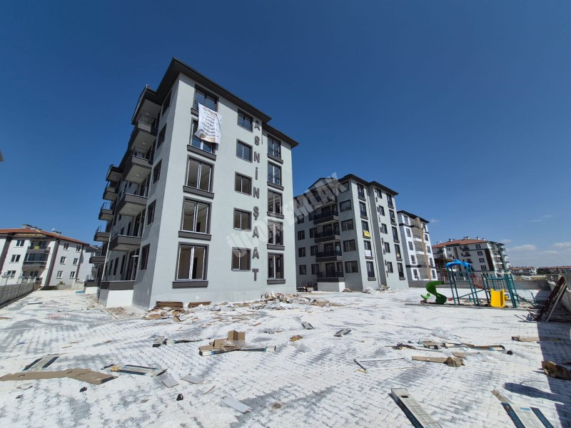 * AFYON ÜÇOK EMLAKTAN ALİ İHSAN PAŞA MAH 3+1 115M² ASANSÖRLÜ SIFIR SATILIK DAİRE * 