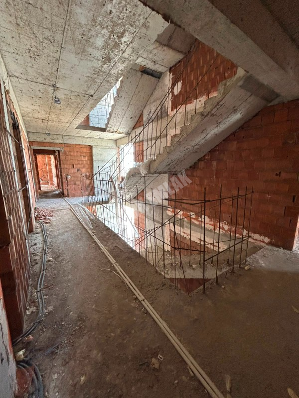 * AFYON ÜÇOK EMLAKTAN DÖRTYOL MAH 1+1 50M² SIFIR ASANSÖRLÜ SATILIK DAİRE * 