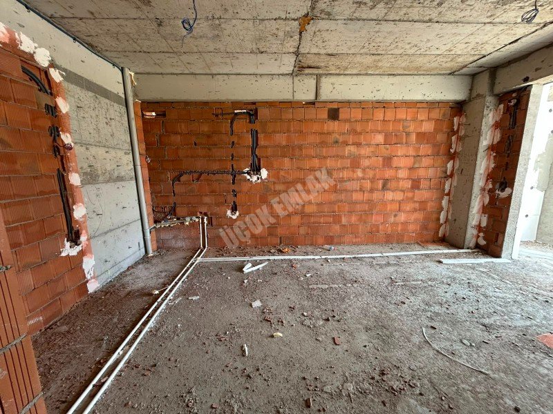 * AFYON ÜÇOK EMLAKTAN DÖRTYOL MAH 1+1 50M² SIFIR ASANSÖRLÜ SATILIK DAİRE * 