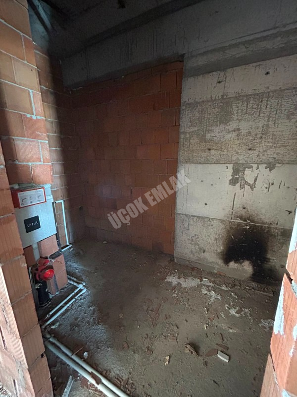 * AFYON ÜÇOK EMLAKTAN DÖRTYOL MAH 1+1 50M² SIFIR ASANSÖRLÜ SATILIK DAİRE * 