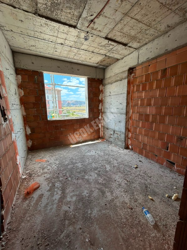 * AFYON ÜÇOK EMLAKTAN DÖRTYOL MAH 1+1 50M² SIFIR ASANSÖRLÜ SATILIK DAİRE * 