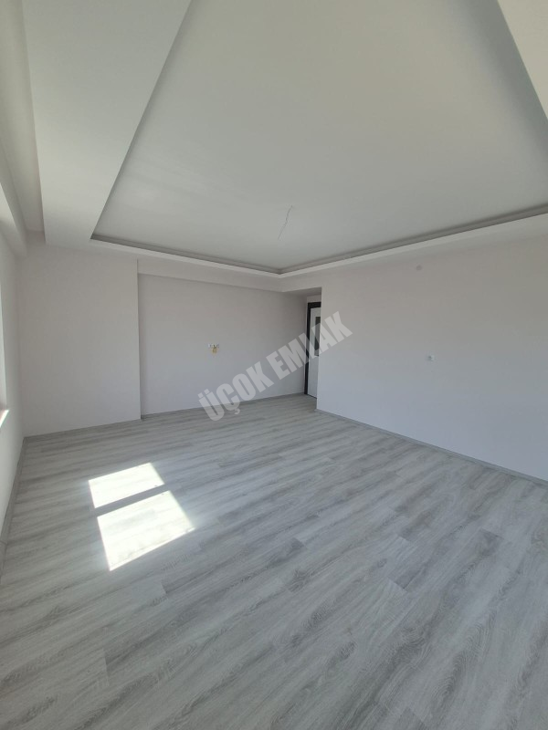 * AFYON ÜÇOK EMLAKTAN KANLICA MAH 3+1 117M² SIFIR LÜKS EBEVEYN BANYOLU SATILIK DAİRE *