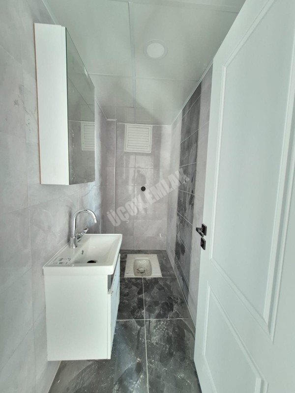 * AFYON ÜÇOK EMLAKTAN KANLICA MAH 3+1 117M² SIFIR LÜKS EBEVEYN BANYOLU SATILIK DAİRE *