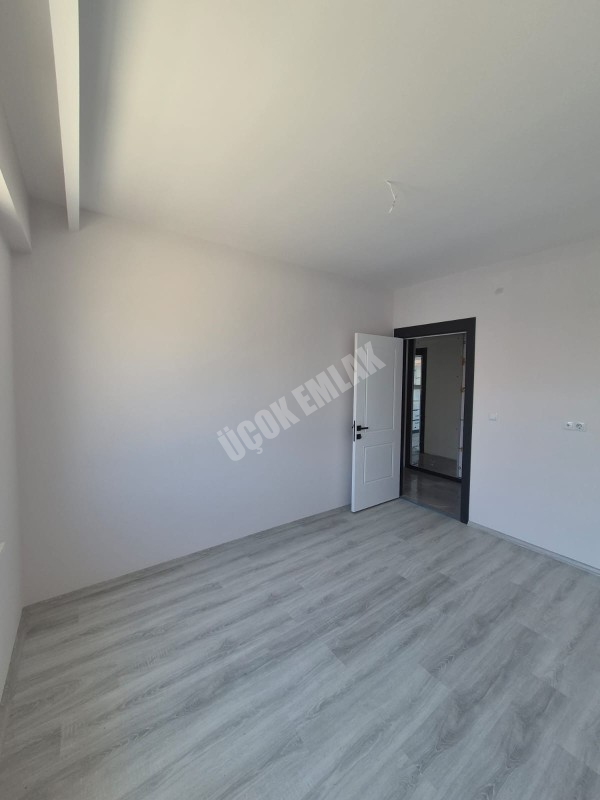 * AFYON ÜÇOK EMLAKTAN KANLICA MAH 3+1 117M² SIFIR LÜKS EBEVEYN BANYOLU SATILIK DAİRE *