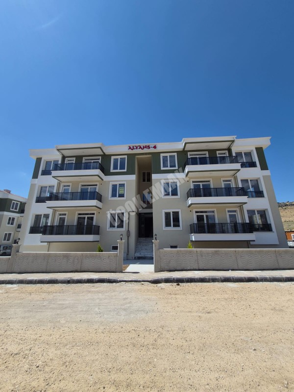 * AFYON ÜÇOK EMLAKTAN KANLICA MAH 3+1 117M² SIFIR LÜKS EBEVEYN BANYOLU SATILIK DAİRE *