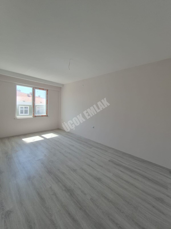 * AFYON ÜÇOK EMLAKTAN KANLICA MAH 3+1 117M² SIFIR LÜKS EBEVEYN BANYOLU SATILIK DAİRE *