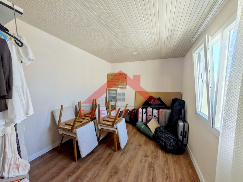 Didim Hisar Mahallesi HSM Villaları’nda Ortak Havuzlu, Yenilenmiş 5+1 Satılık Villa