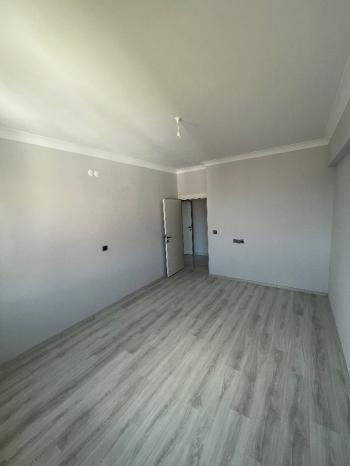 Güvenay - Çorum Bayat Gediği Kerebi Gazi Camii Civarı 3+1 Satılık Daire 