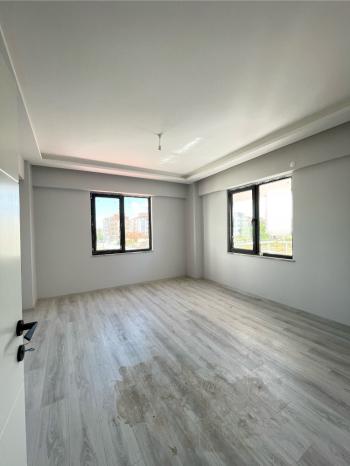 Güvenay - Çorum Bayat Gediği Kerebi Gazi Camii Civarı 3+1 Satılık Daire 