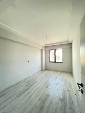 Güvenay - Çorum Bayat Gediği Kerebi Gazi Camii Civarı 3+1 Satılık Daire 