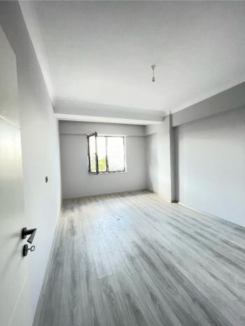 Güvenay - Çorum Bayat Gediği Kerebi Gazi Camii Civarı 3+1 Satılık Daire 