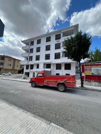 Güvenay - Çorum Tapu Kadastro Müdürlüğü Arkası Satılık 3+1 Amerikan Mutfak Daire 
