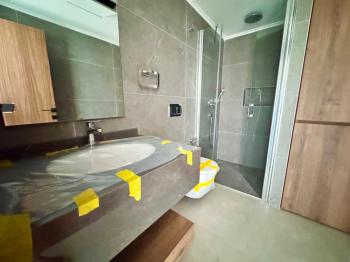 Tek Yetkili Kaçırılmayacak Fırsat Kıbrıs Girne Esentepe de Türk Tapulu Denize Sıfır Case Del Mare  Satılık 1+1 Penthouse