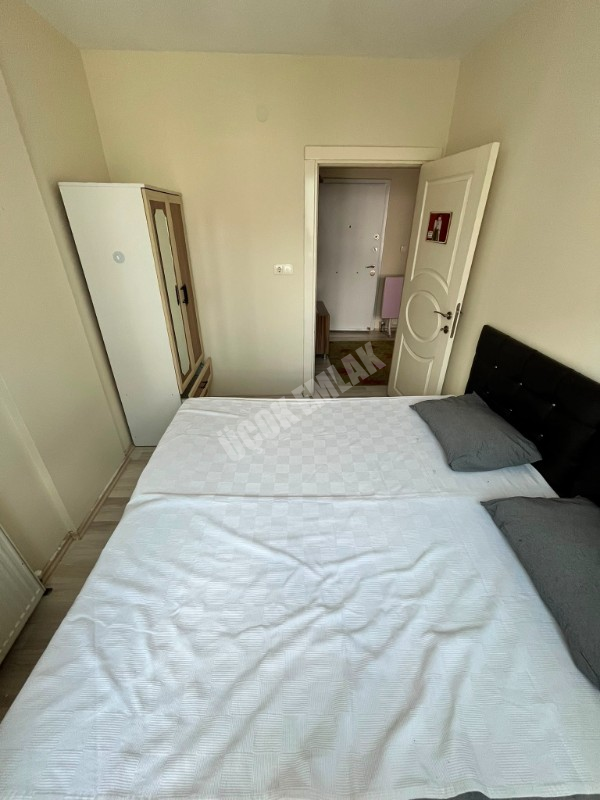 AFYON ÜÇOK EMLAKTAN ERENLER MAH 2+0 50M² TEMİZ BAKIMLI FULL EŞYALI SATILIK DAİRE