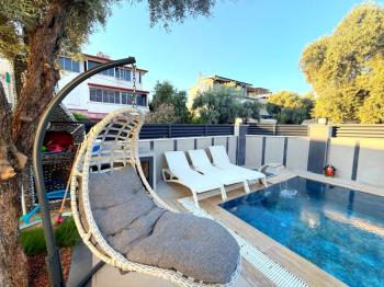 Didim'de Satılık Tam Müstakil 4+1 Villa