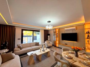 Didim'de Satılık Tam Müstakil 4+1 Villa